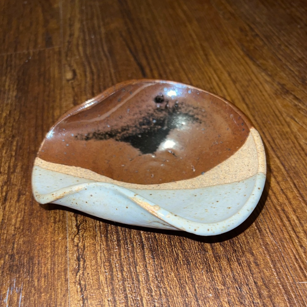 Handcrafted Ceramic Spoon Rest Kitchen Utensil Brown Gray Tan - Picture 8 of 8